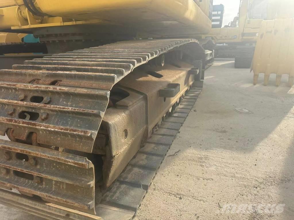 Komatsu PC 200 LC-7 Pelle sur chenilles