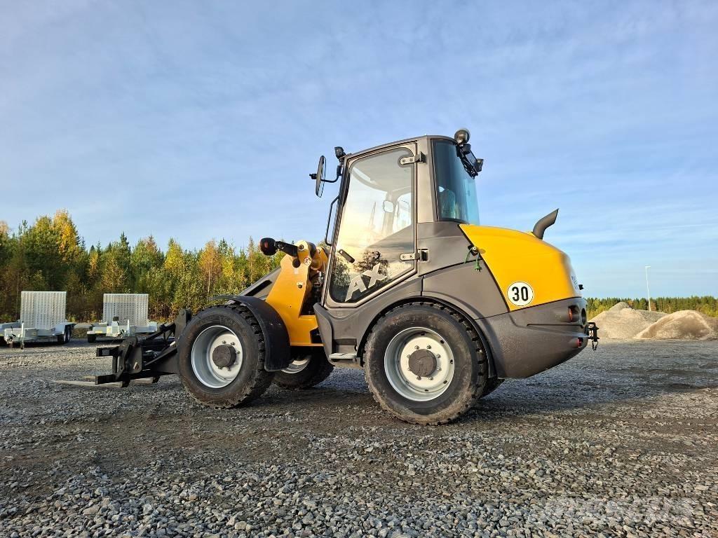 Mecalac AX850-HL Chargeuse sur pneus