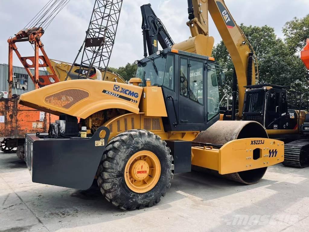 XCMG XS 223 J Rouleaux monocylindre