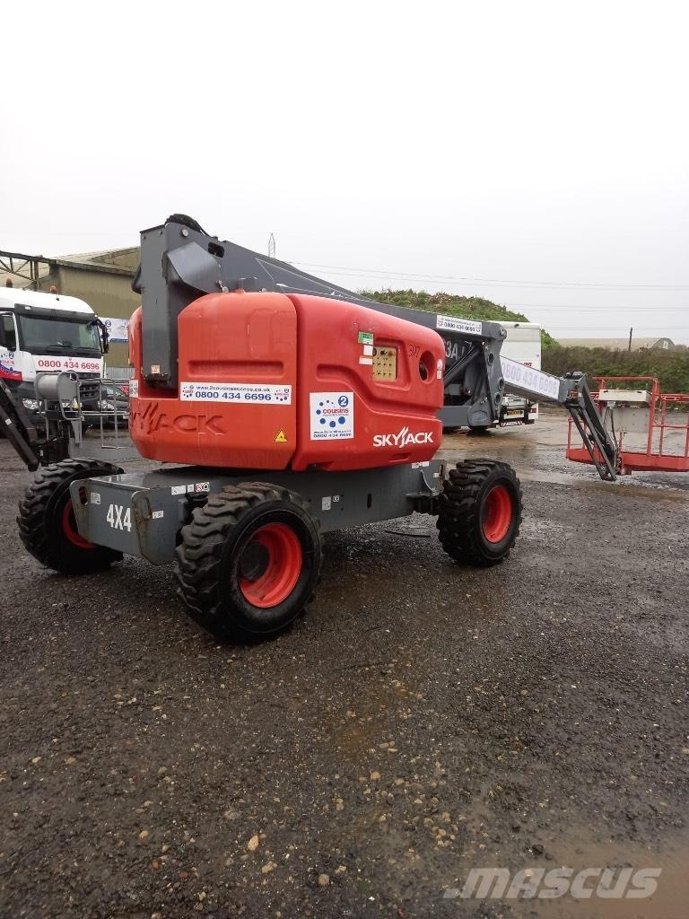 SkyJack SJ 63 AJ Nacelles articulées