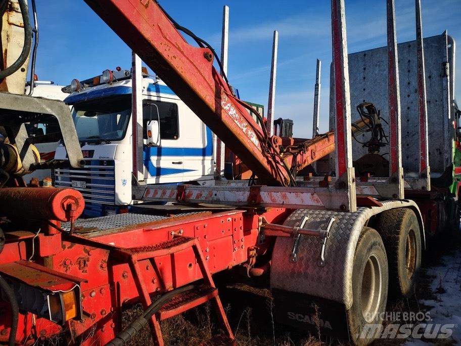 Scania 124 Camion plateau ridelle avec grue