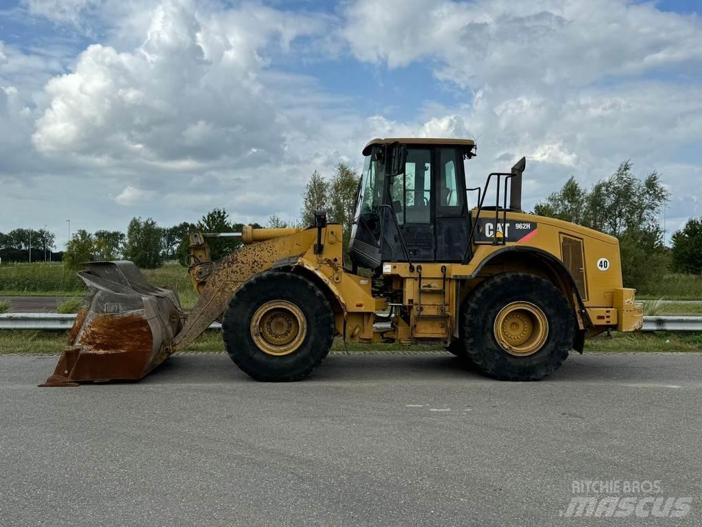 CAT 962H Chargeuse sur pneus