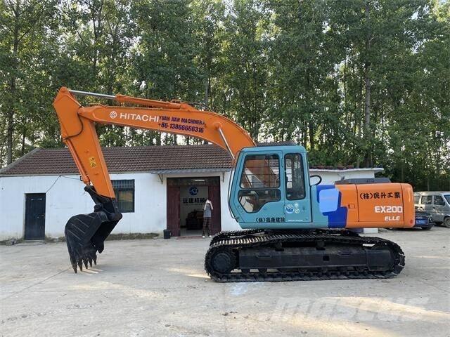 Hitachi EX200 Pelle sur chenilles