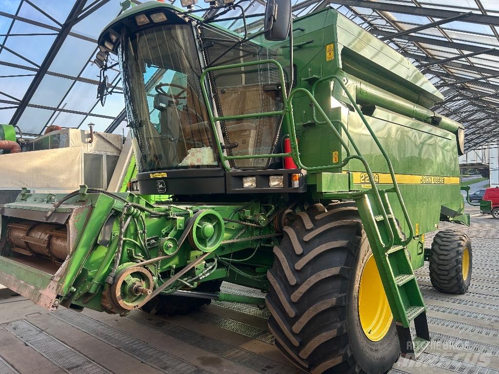 John Deere 2264 Moissonneuse batteuse