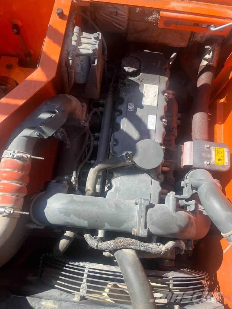 Doosan 235 LCR Pelle sur chenilles