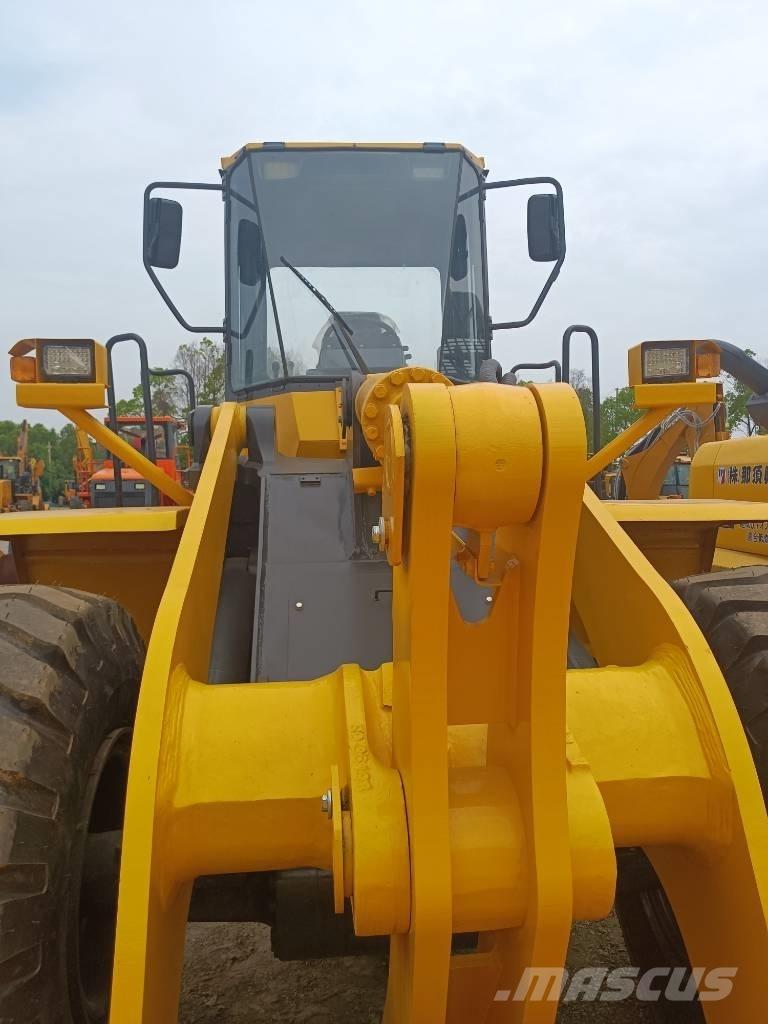 Komatsu WA 380 Chargeuse sur pneus