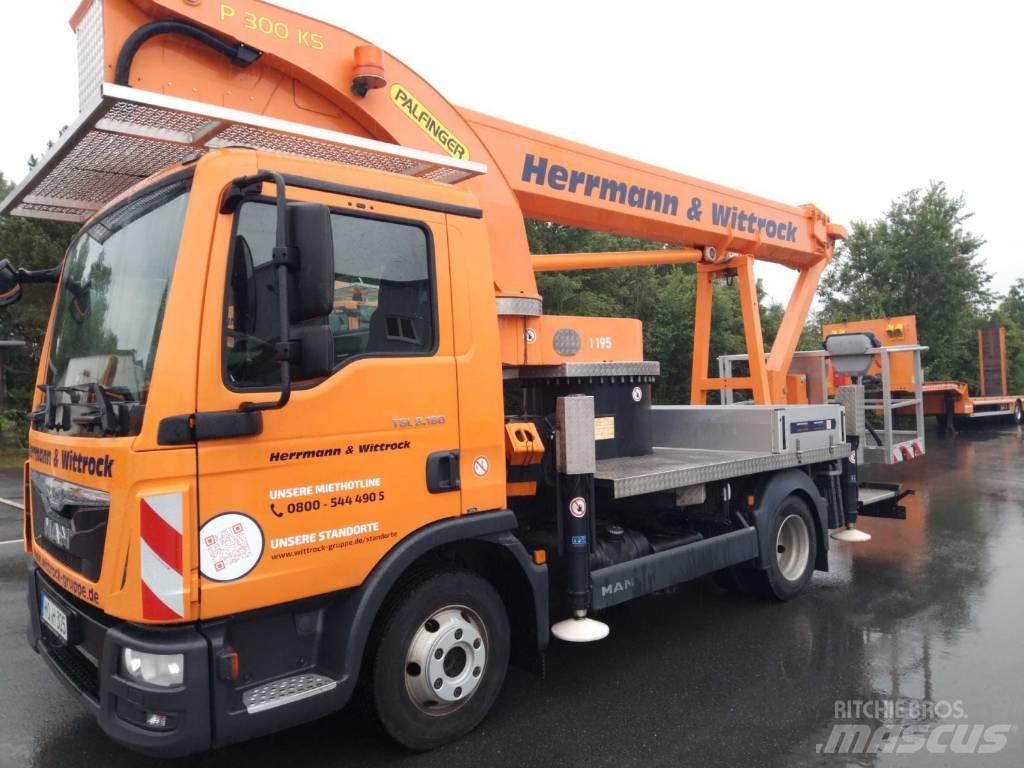Palfinger P 300 KS Camion nacelle