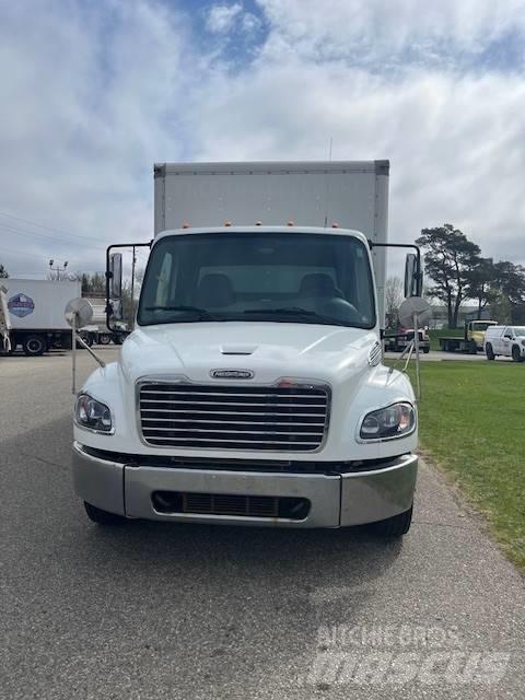 Freightliner M2106 Camion Fourgon