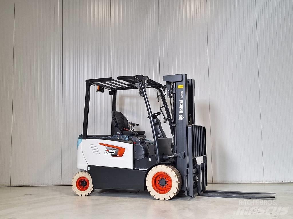 Bobcat B25X-7 PLUS Chariots élévateurs électriques