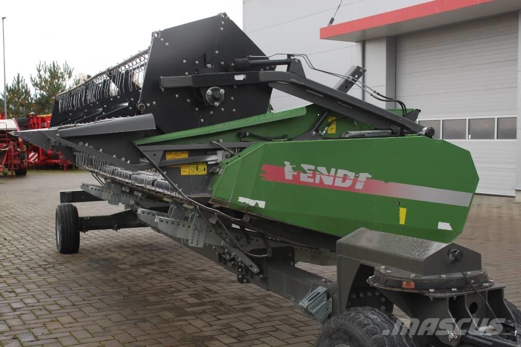 Fendt 6335 C Moissonneuse batteuse
