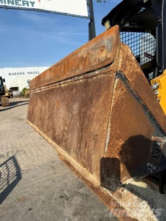 CAT 259D Chargeuse compacte