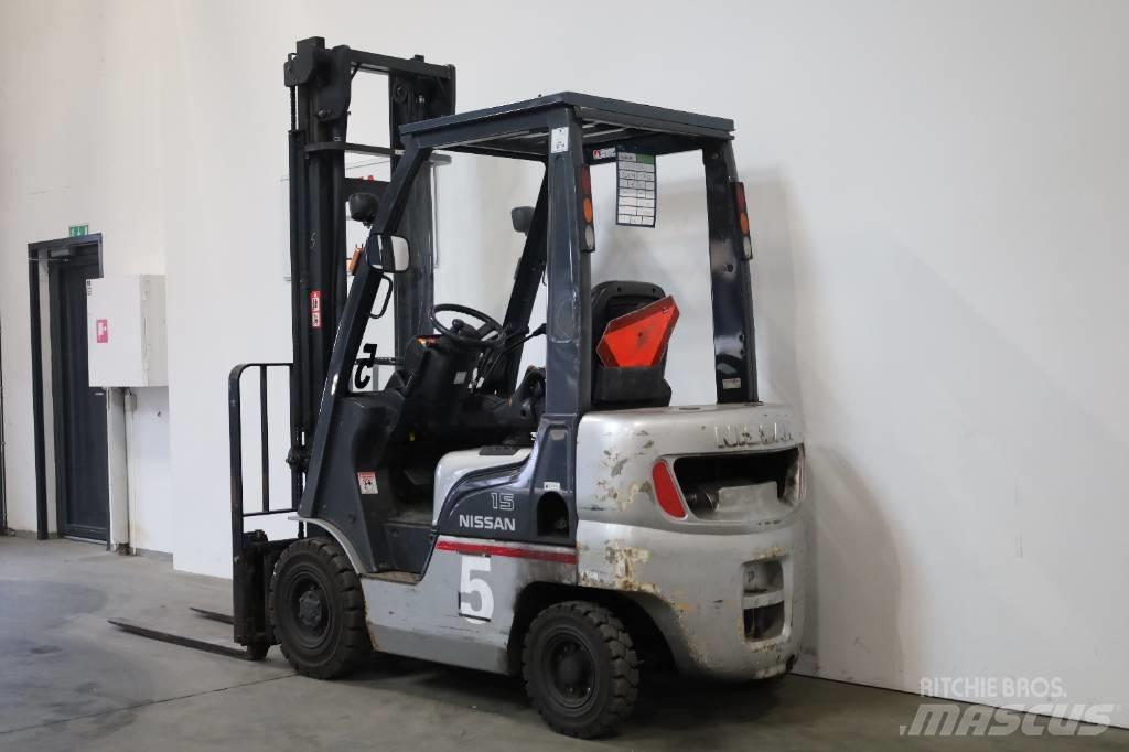 Nissan FLO1A15 Chariots diesel