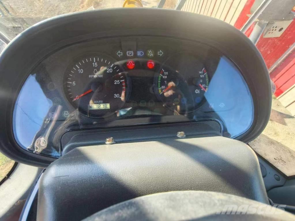 Komatsu WA 320-5 Chargeuse sur pneus