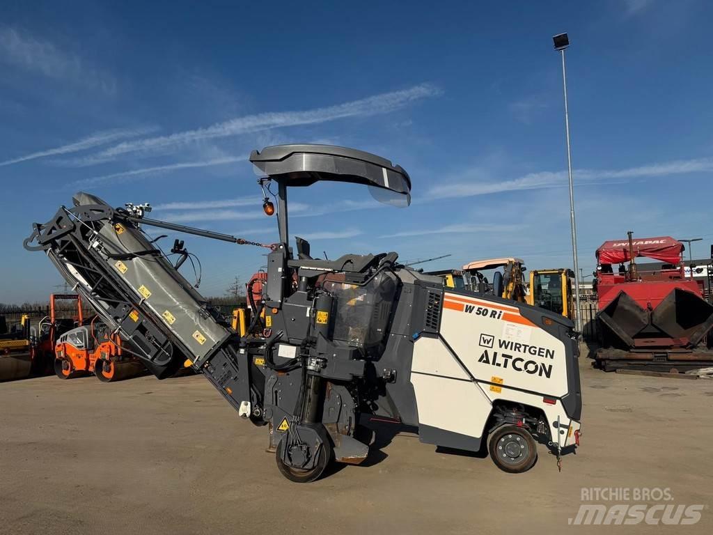 Wirtgen W 50 RI Fraiseuse à froid