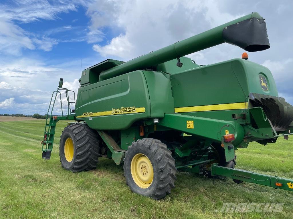 John Deere 9560 WTS Moissonneuse batteuse