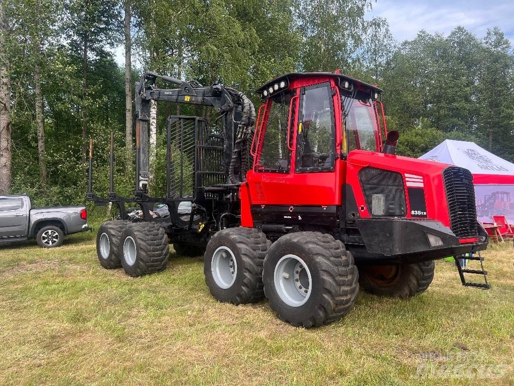 Komatsu 835 Porteur