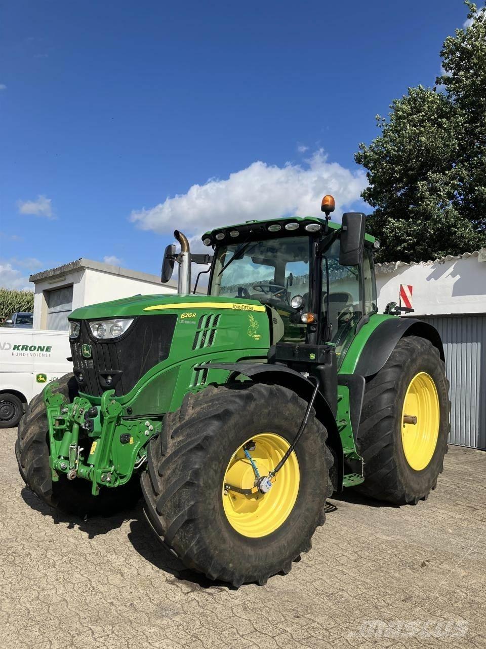 John Deere 6215R Tracteur