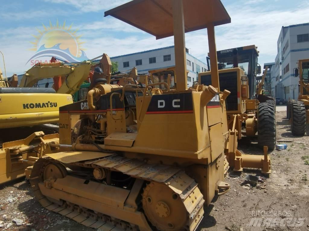 CAT D 3 C Bouteurs sur chenilles