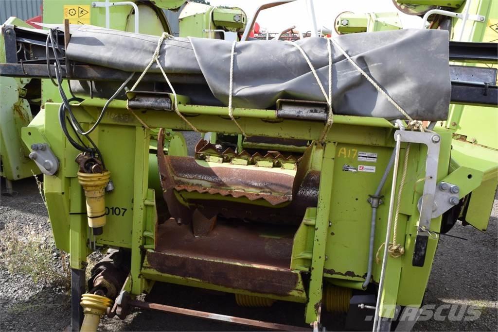 CLAAS RU 450 Autres matériels de fenaison