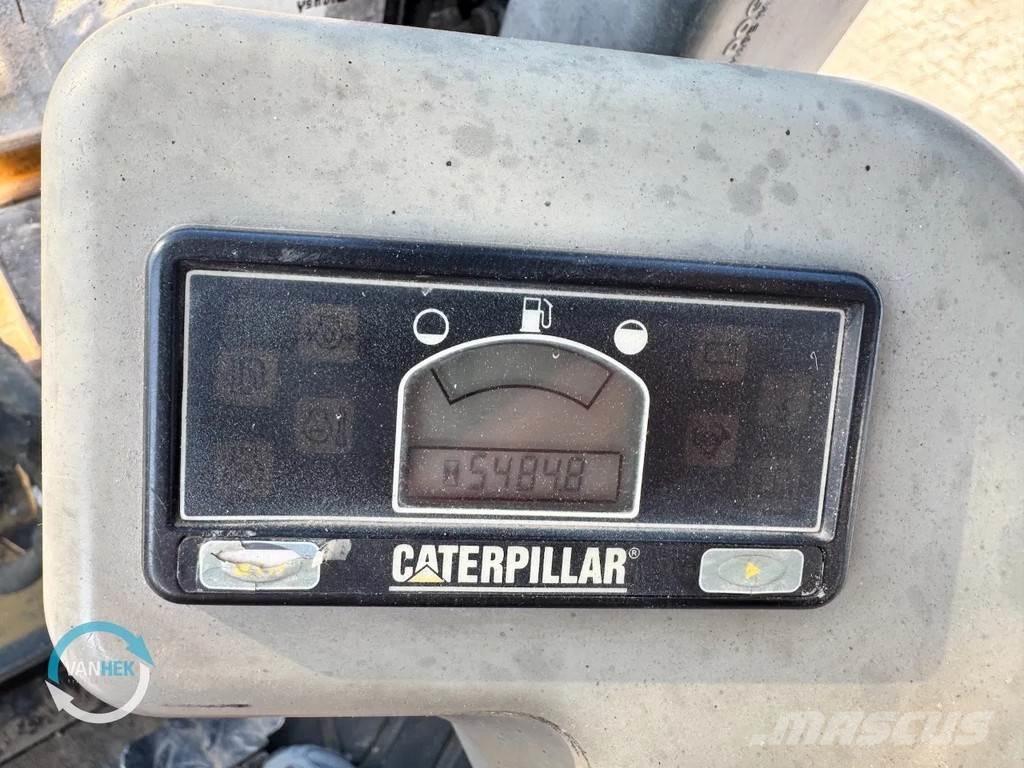 CAT 301.6C Mini pelle < 7t