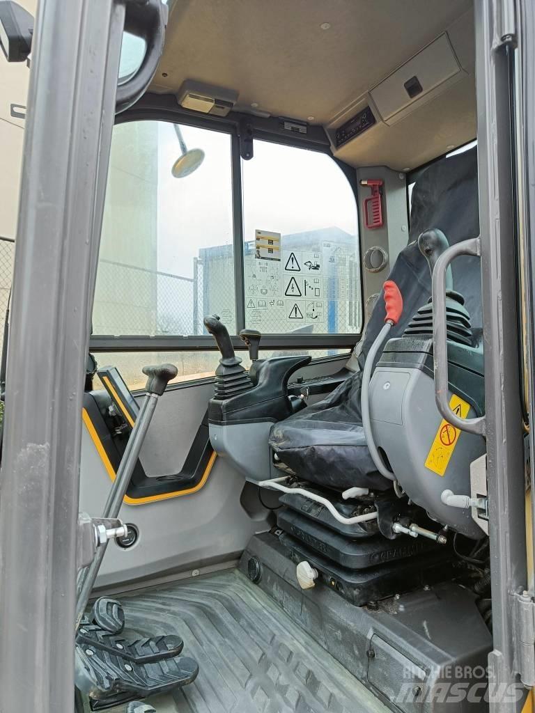 Volvo ECR 88 D Pelle sur pneus