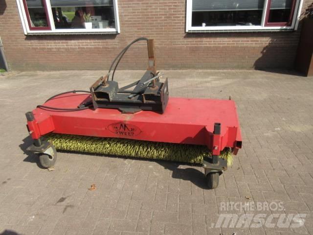 M SWEEP 200 Balayeuse / Autolaveuse
