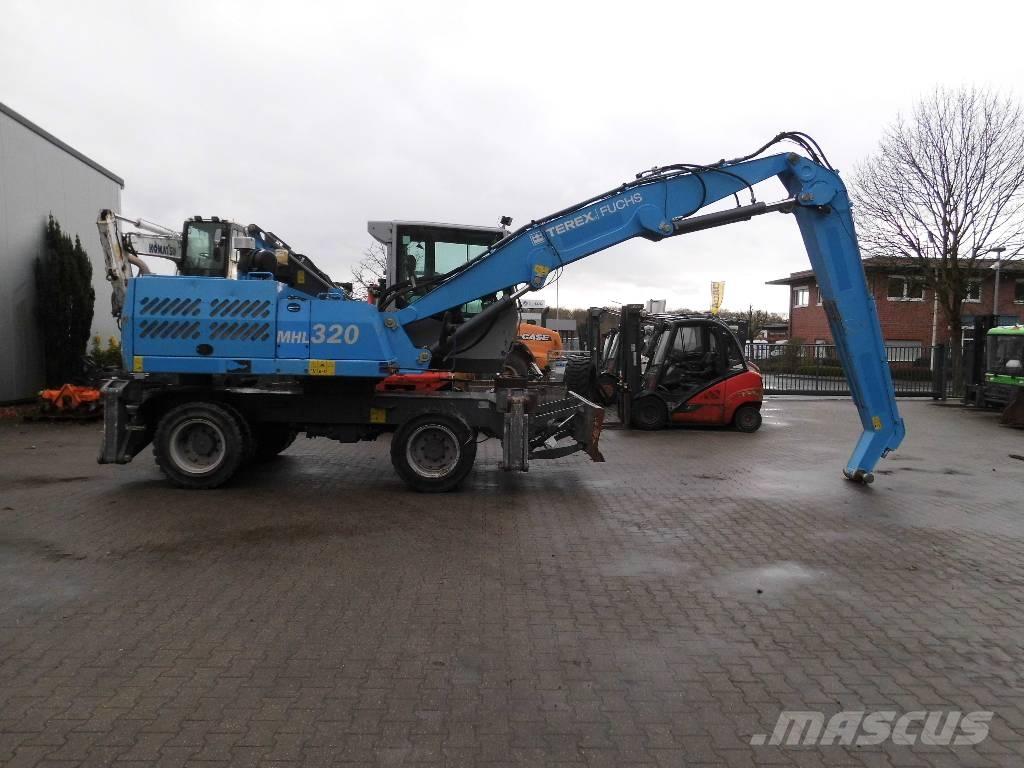 Fuchs MHL 320 Pelle à déchets