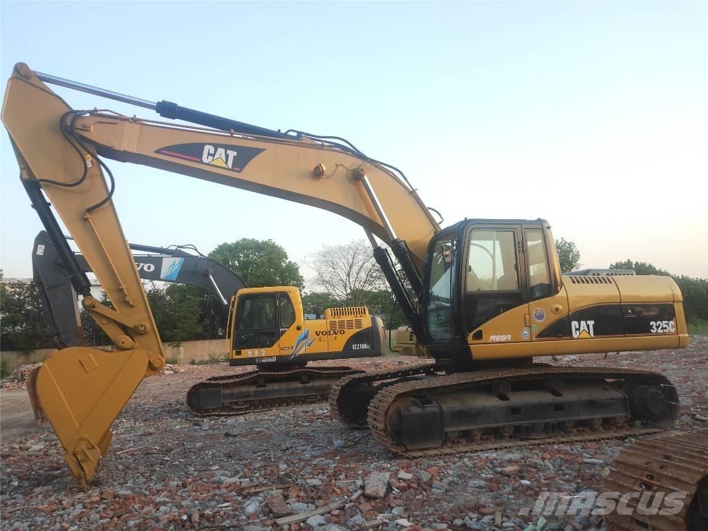 CAT 325C Pelle sur chenilles