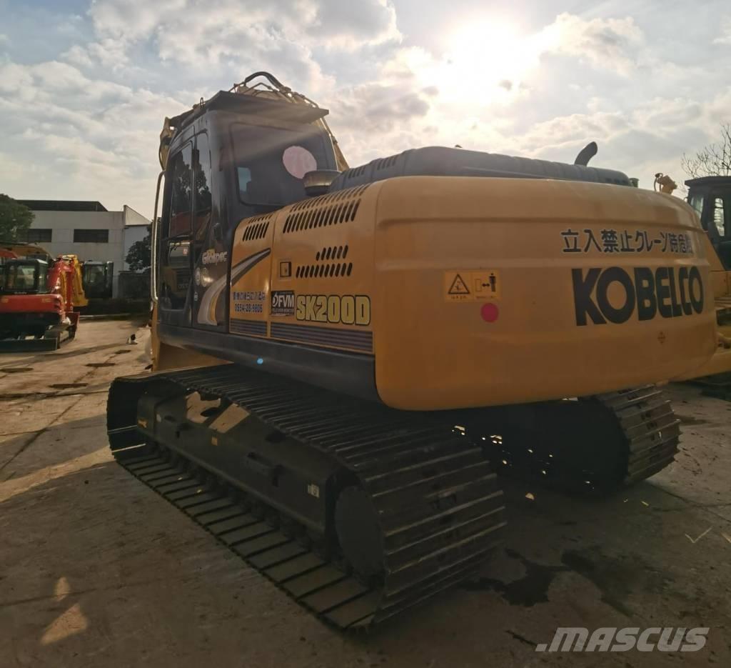 Kobelco SK 200 Pelle sur chenilles