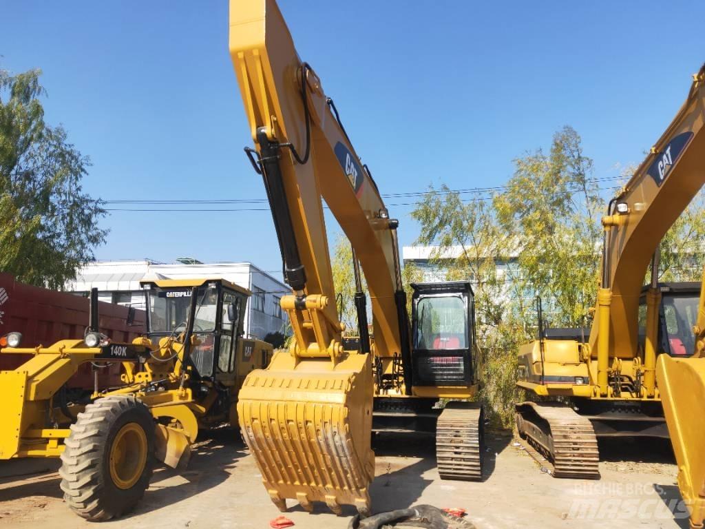 CAT 330 D Pelle sur chenilles