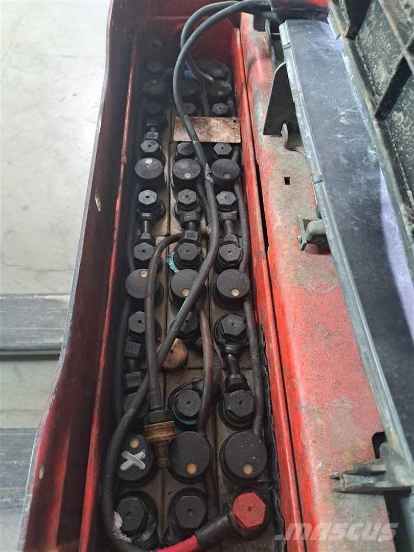 Linde T16 Gerbeur accompagnant