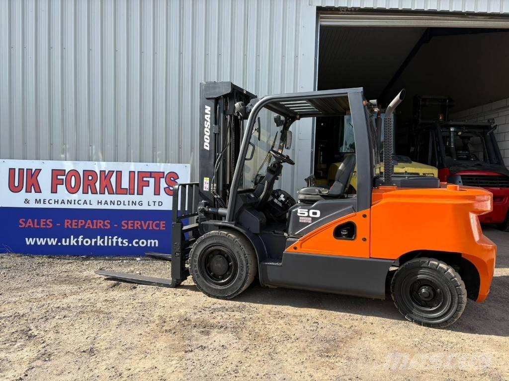 Doosan D50SC-7 Chariots diesel