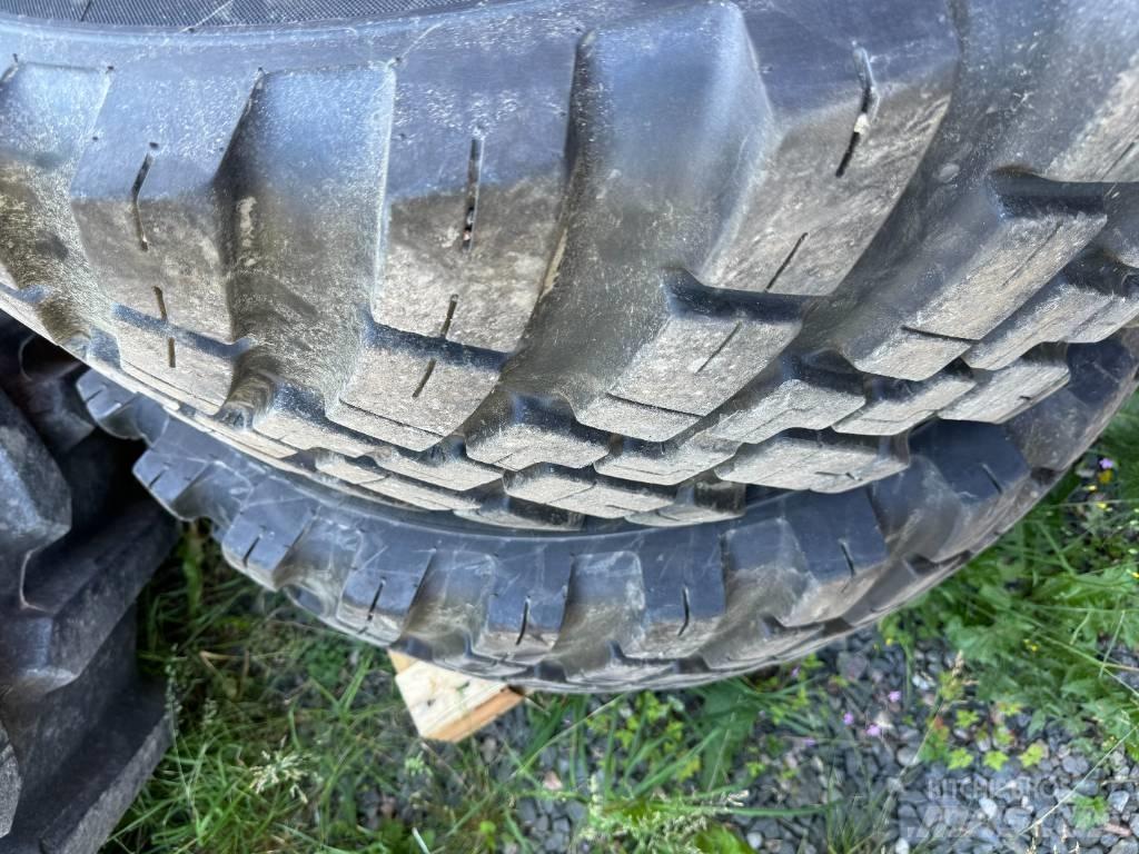 BKT 480/65 R28 IND Pneus, roues et jantes