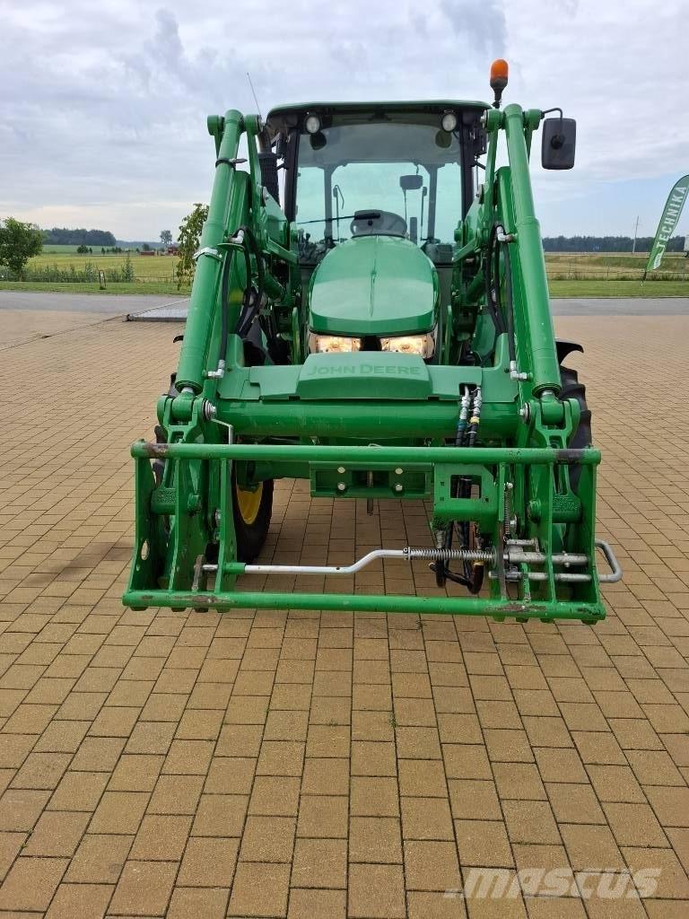 John Deere 5100M Tracteur