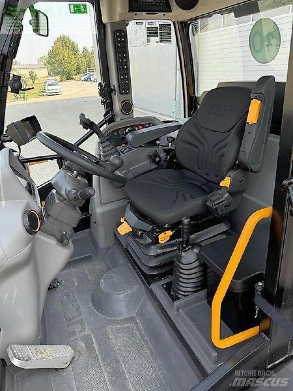 JCB tm 320 agri Chargeuse sur pneus
