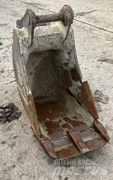  2' BUCKET, 65mm PINS Godet