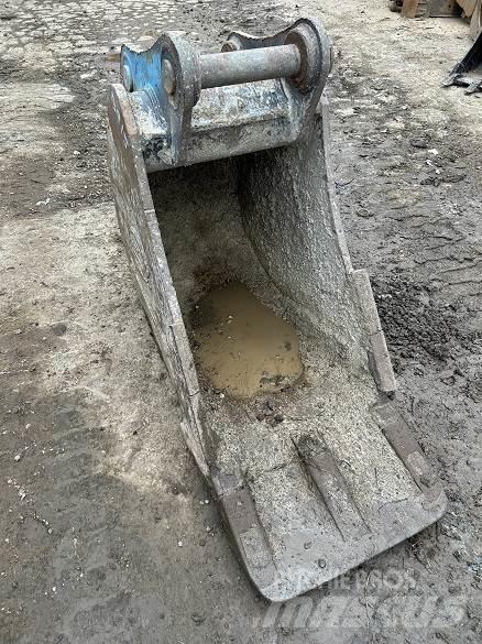 2' BUCKET, 65mm PINS Godet