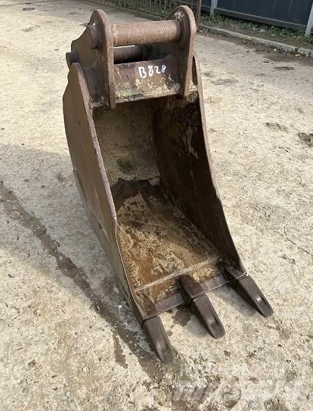 2' BUCKET, 80mm PINS Godet