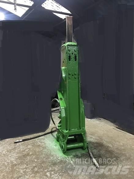  BREAKER MOTEBERT Construction - Autres