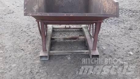  FORKLIFT SKIP Construction - Autres