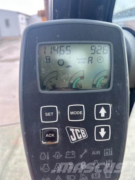 JCB JS130 Pelle sur chenilles