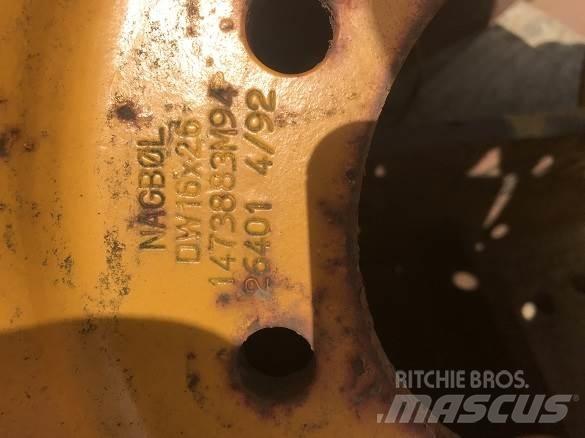  MASSEY REAR WHEEL Pneus, roues et jantes