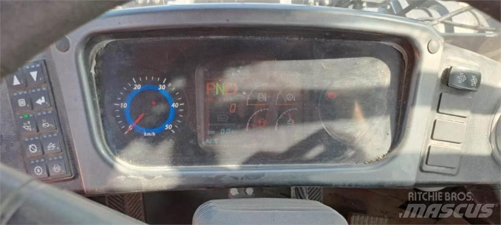 Doosan DL300-5 Chargeuse sur pneus