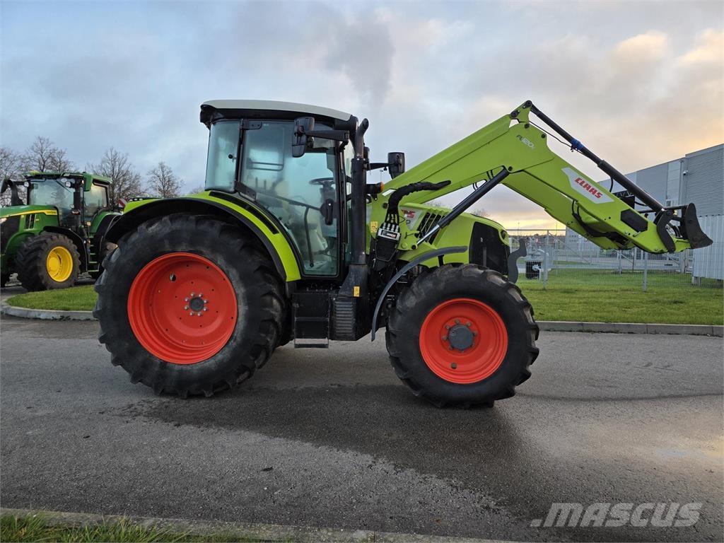 CLAAS Arion 440 Tracteur