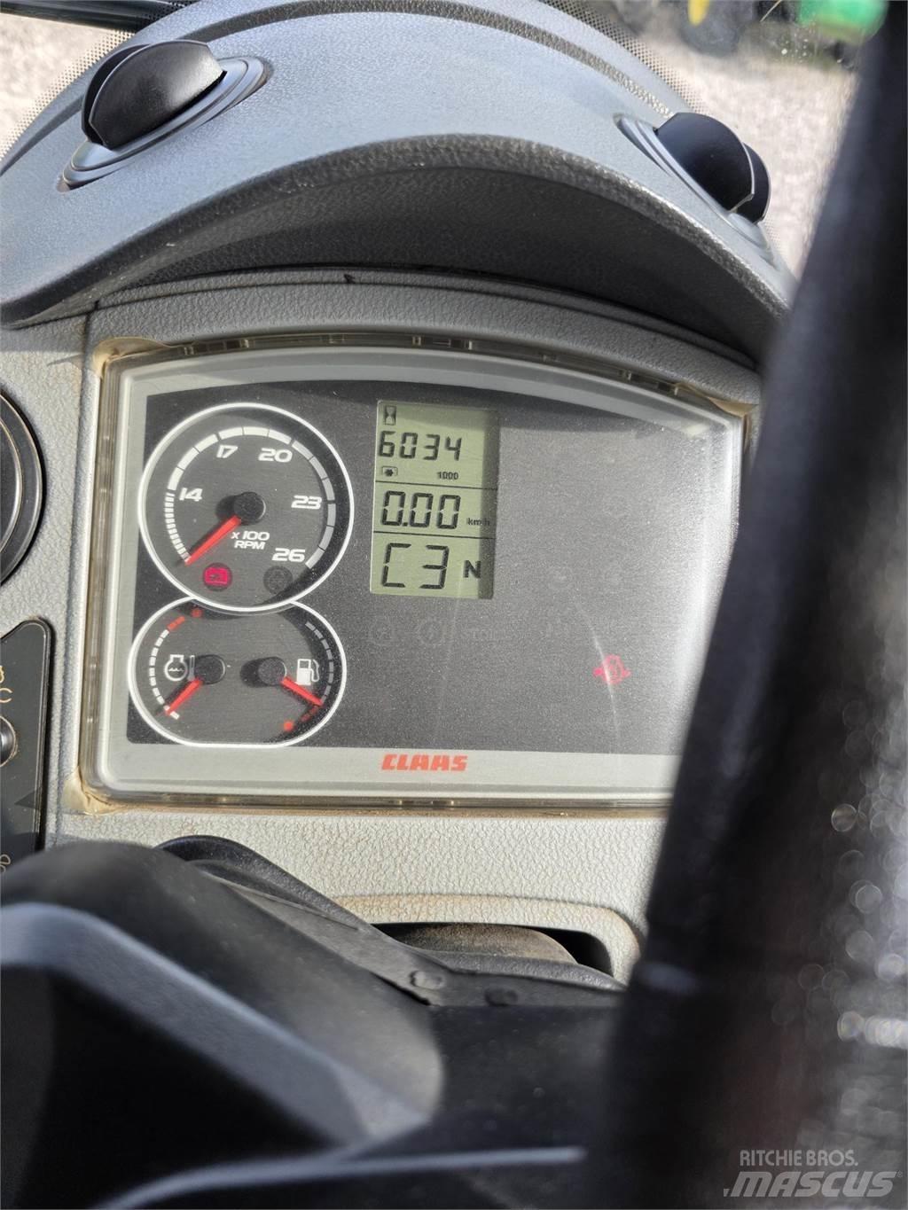 CLAAS Arion 620C Tracteur