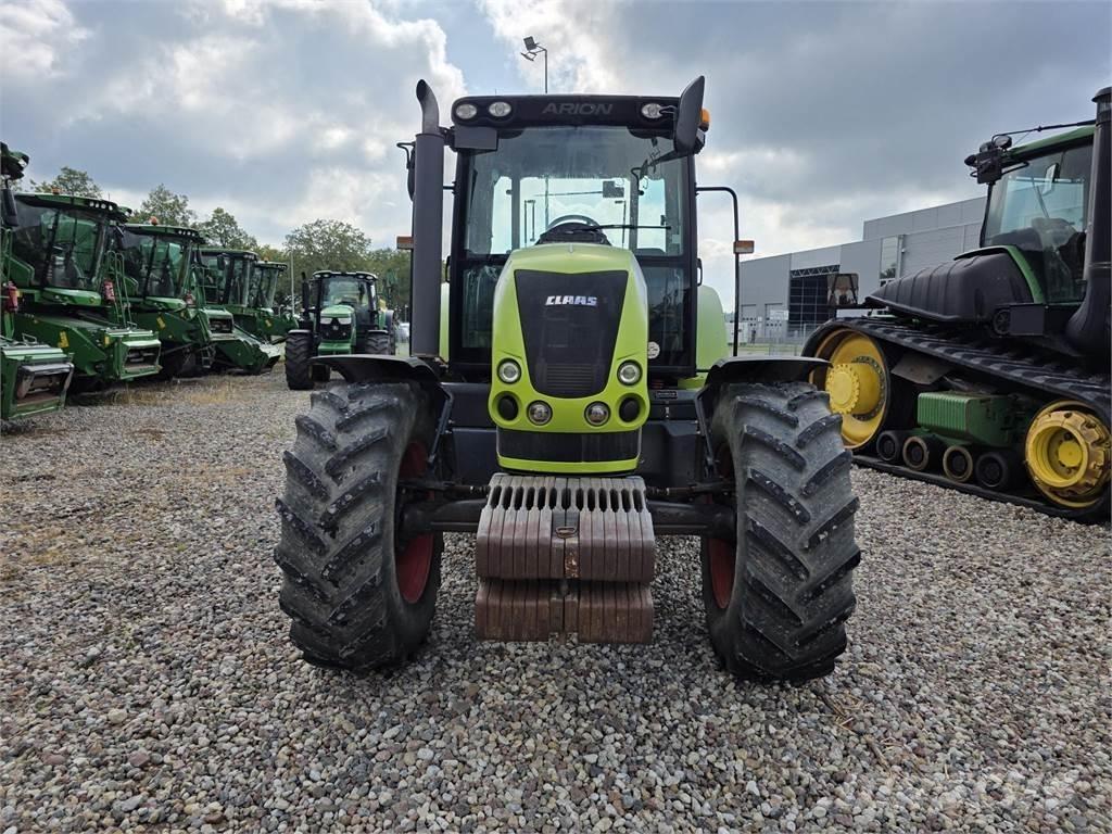 CLAAS Arion 620C Tracteur