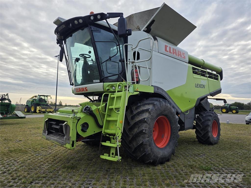 CLAAS Lexion 760 Moissonneuse batteuse
