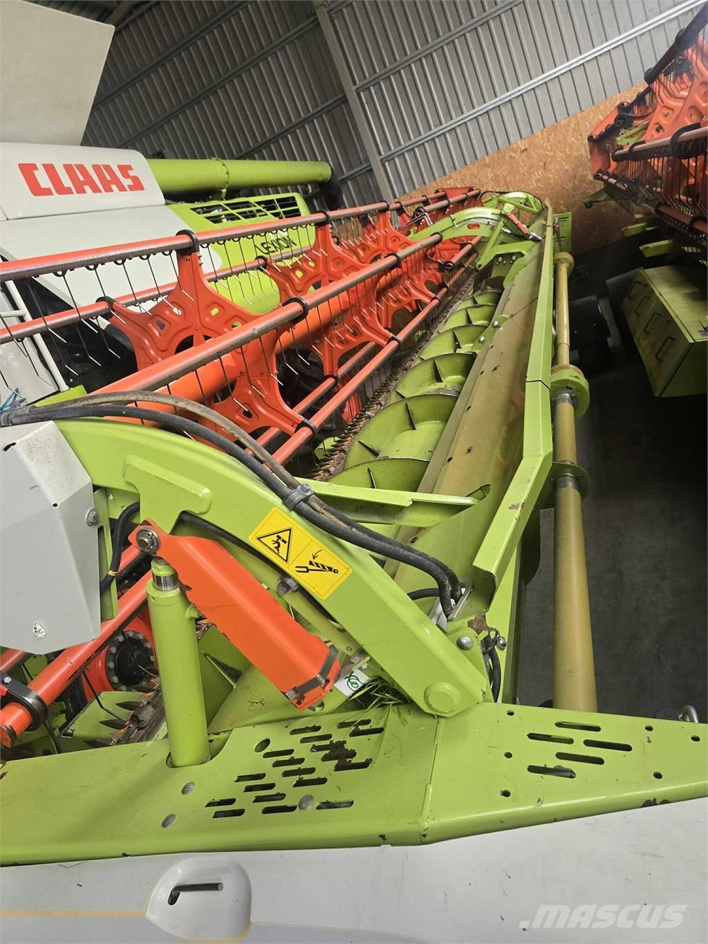 CLAAS Lexion 770TT Moissonneuse batteuse