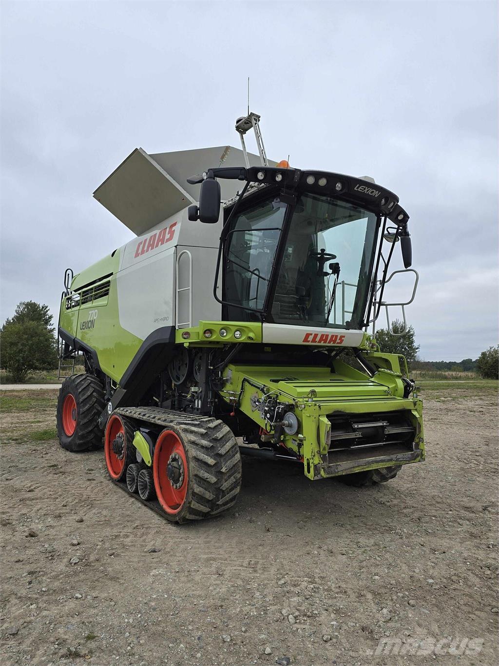 CLAAS Lexion 770TT Moissonneuse batteuse