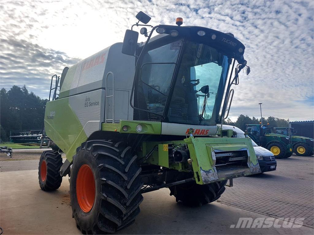 CLAAS Tucano 320 Moissonneuse batteuse
